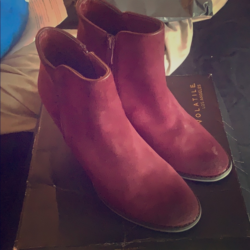 Burgundy wedged booties